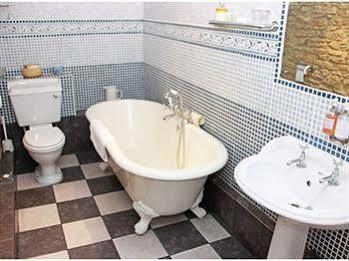 Guest house The Conigre Melksham